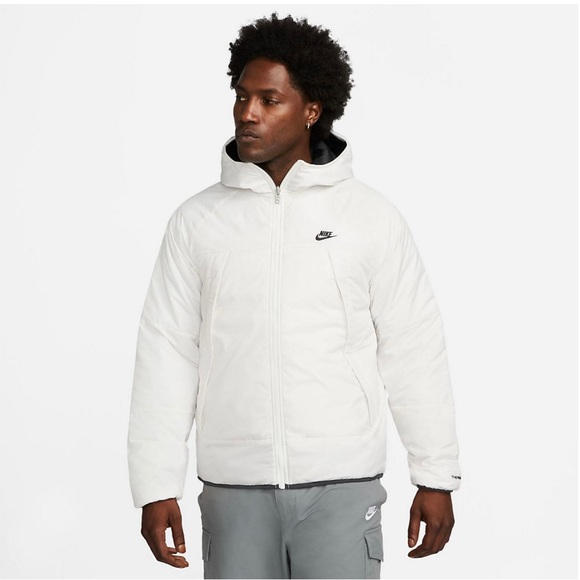 Men's Nike Therma-FIT Legacy Reversible Hooded Jacket - Picture 2 of 15